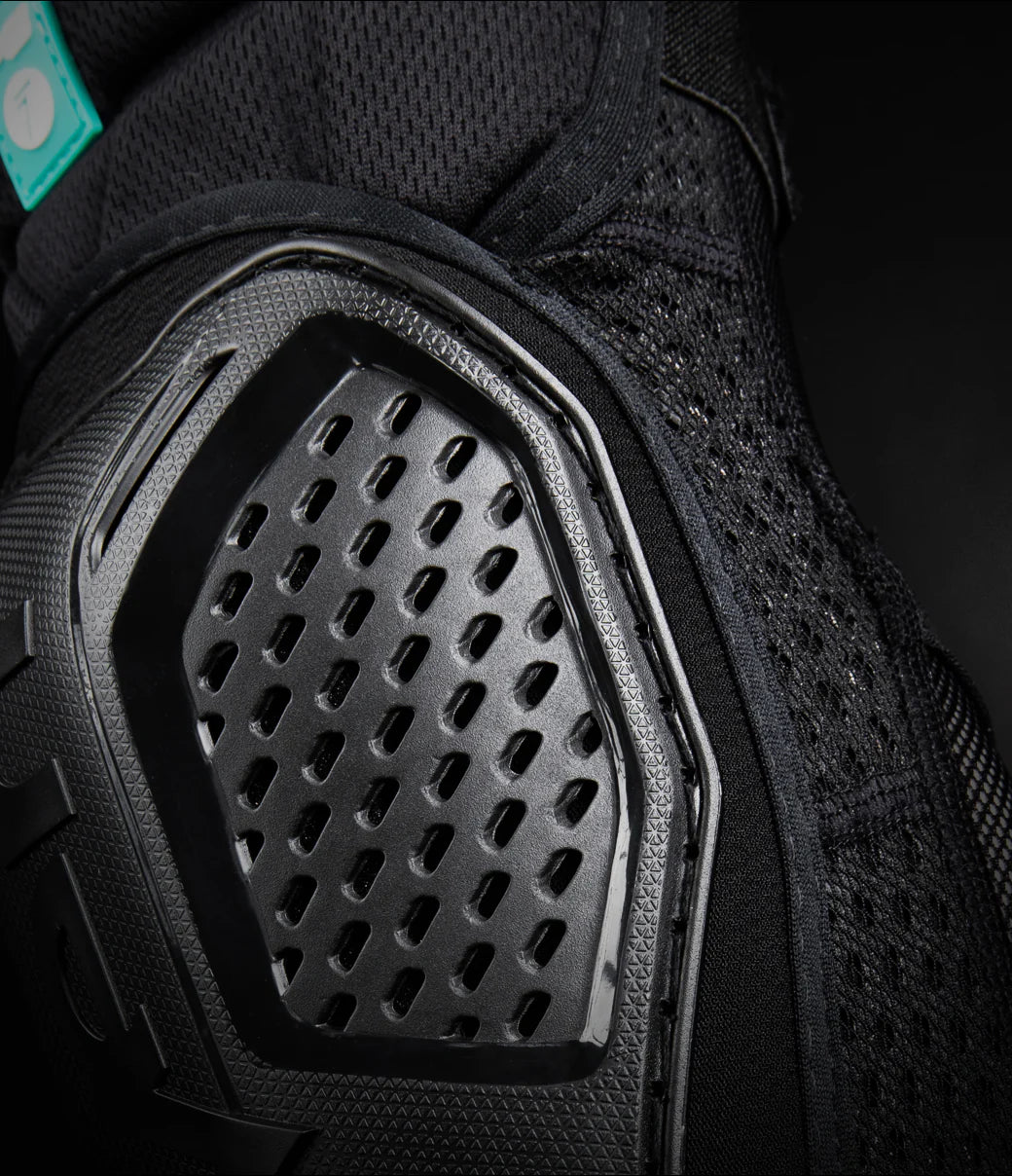 Seven Mx Stratus Elbow Guards - Black